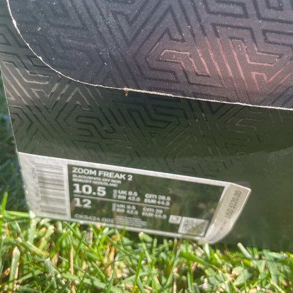 Used Mens size 10.5 Nike Zoom Freak 2 - Picture 7 of 7